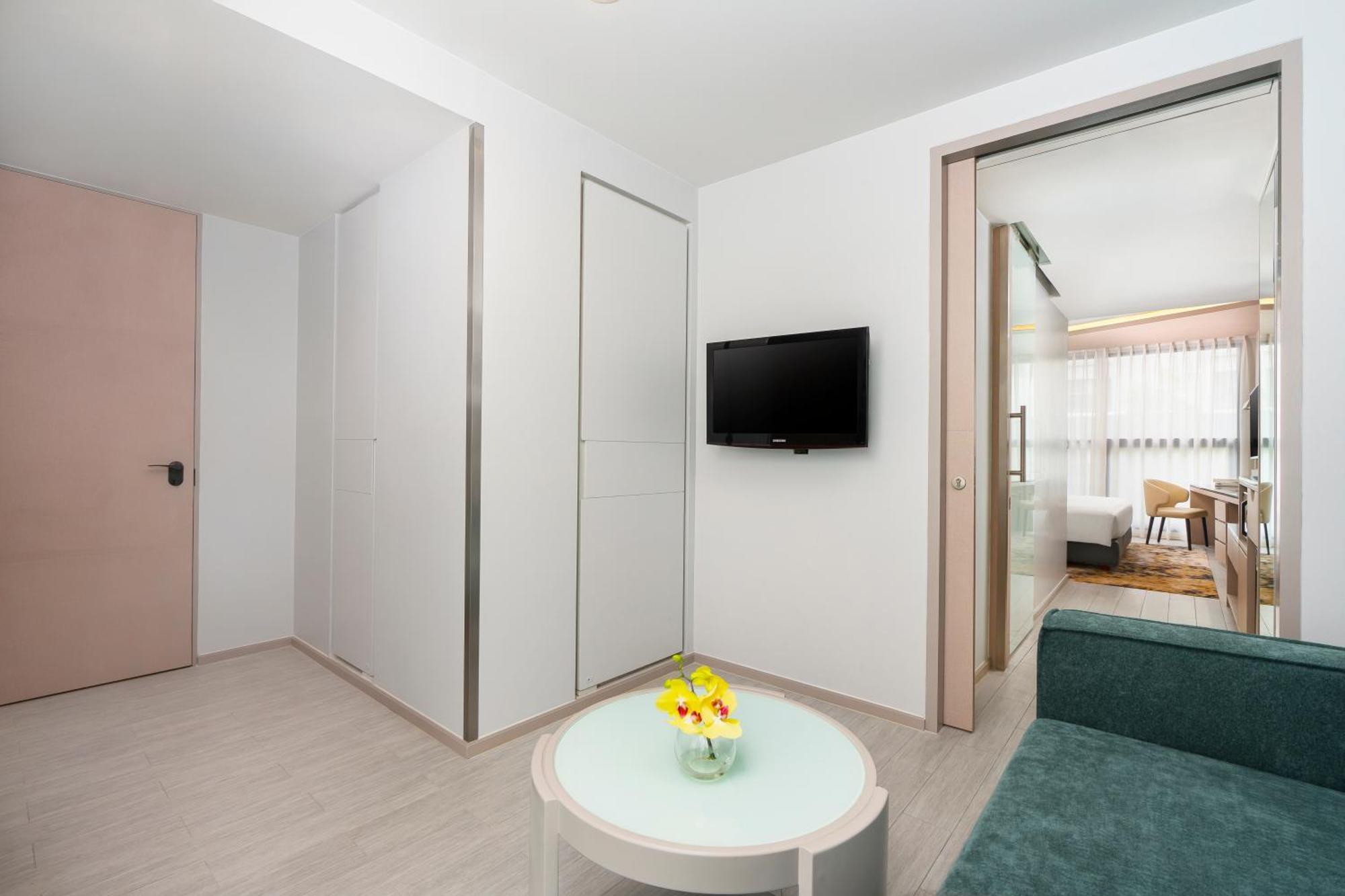 Hyatt Place Bangkok Sukhumvit 1 Exterior photo